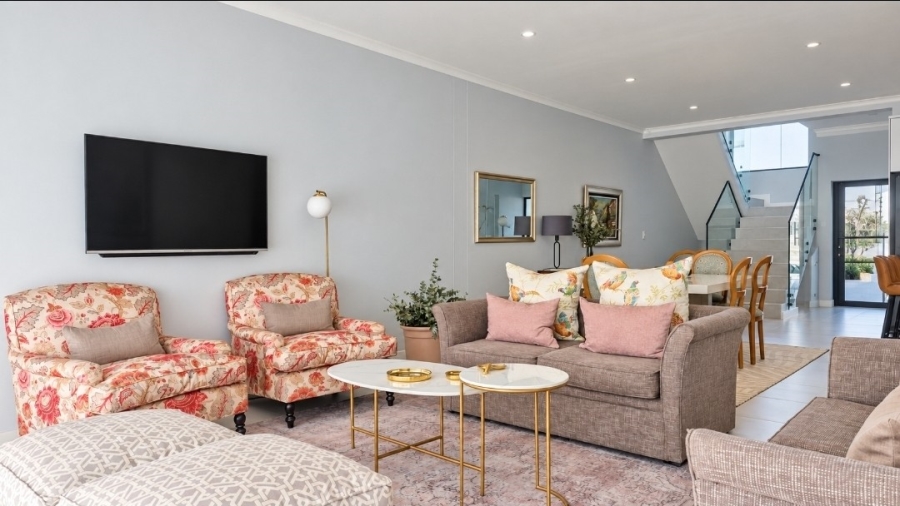 4 Bedroom Property for Sale in Sandown Estate Western Cape